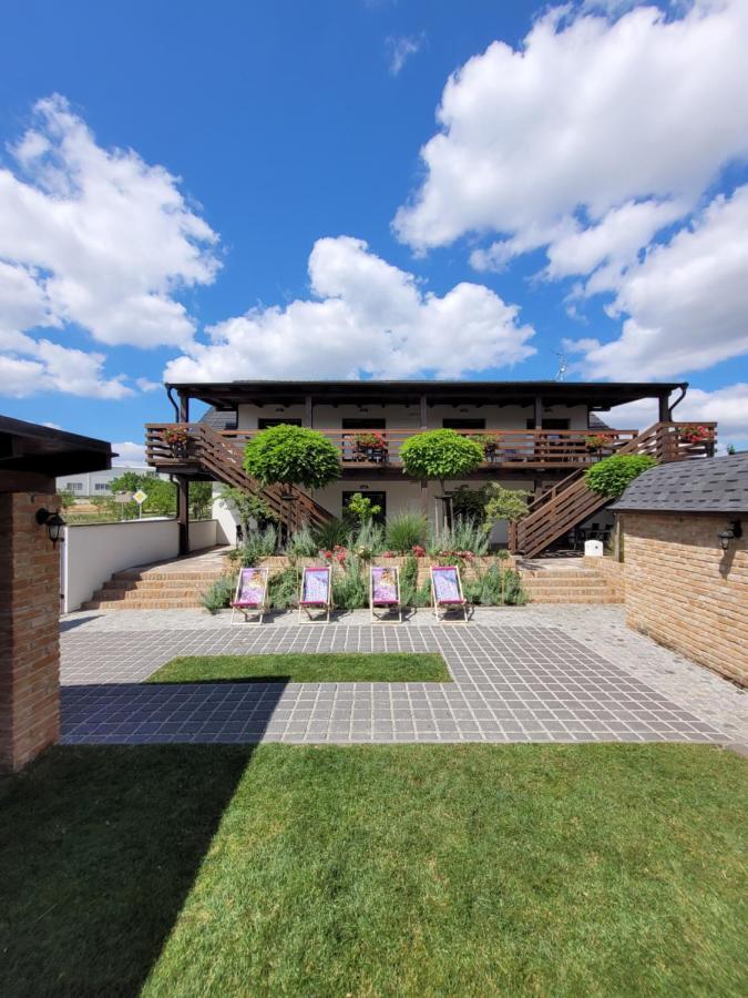 Apartmany Pod Palavou Starovicky ภายนอก รูปภาพ