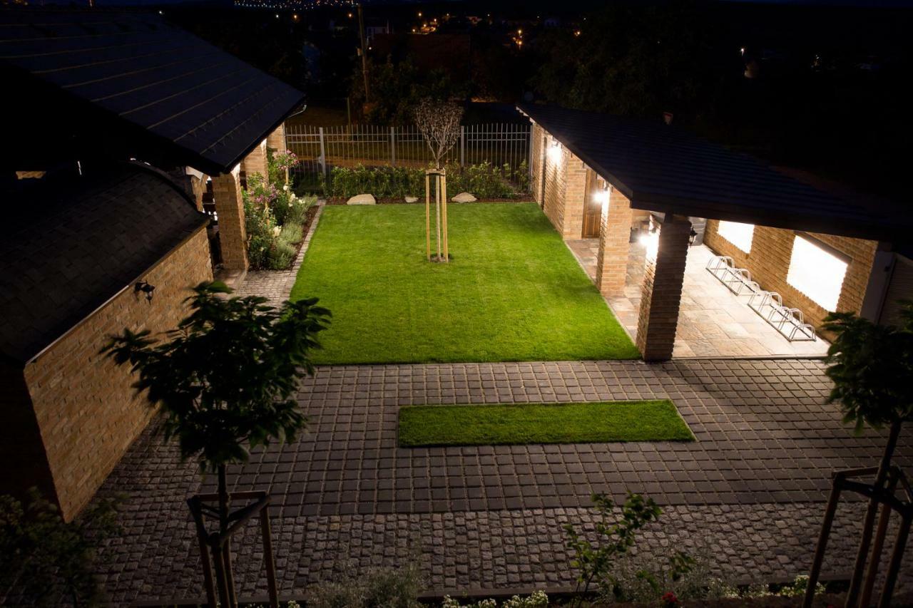 Apartmany Pod Palavou Starovicky ภายนอก รูปภาพ