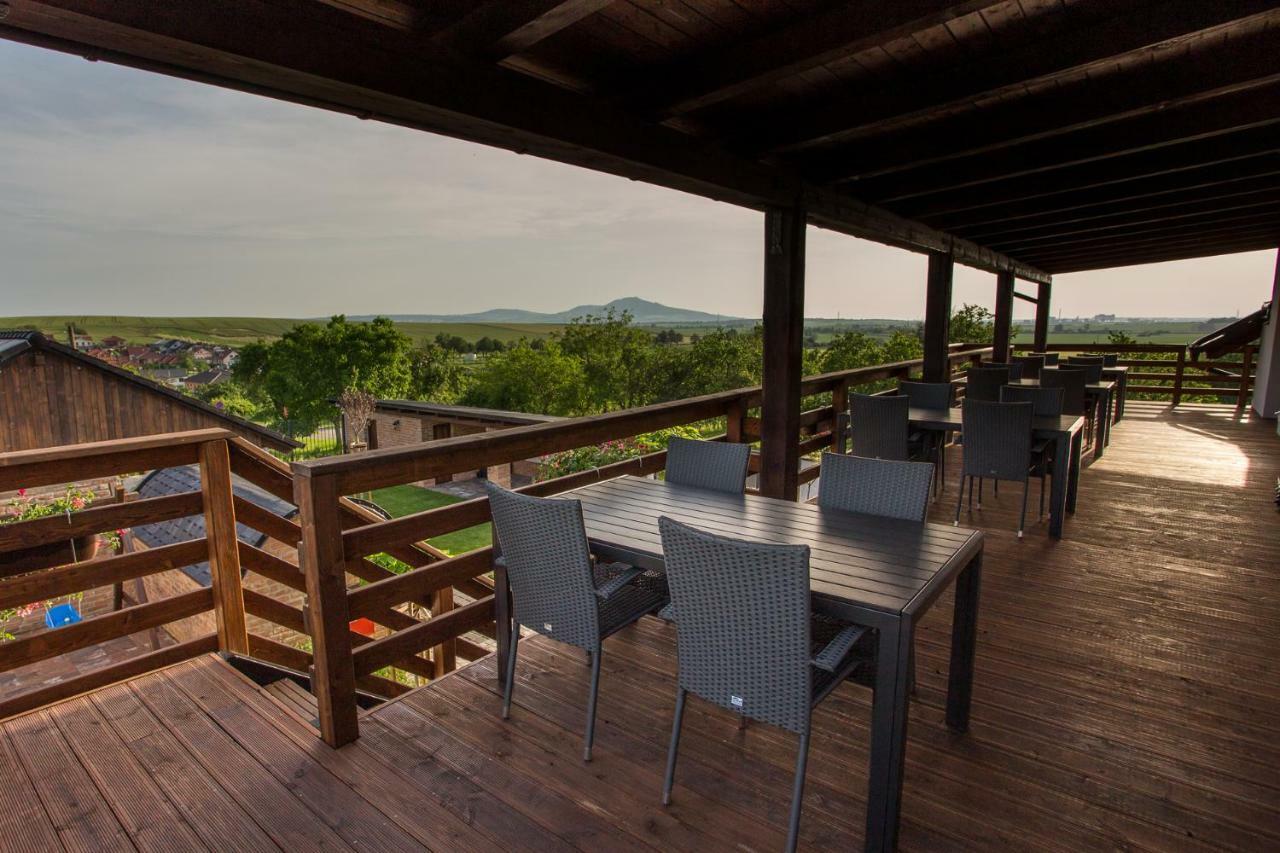 Apartmany Pod Palavou Starovicky ภายนอก รูปภาพ